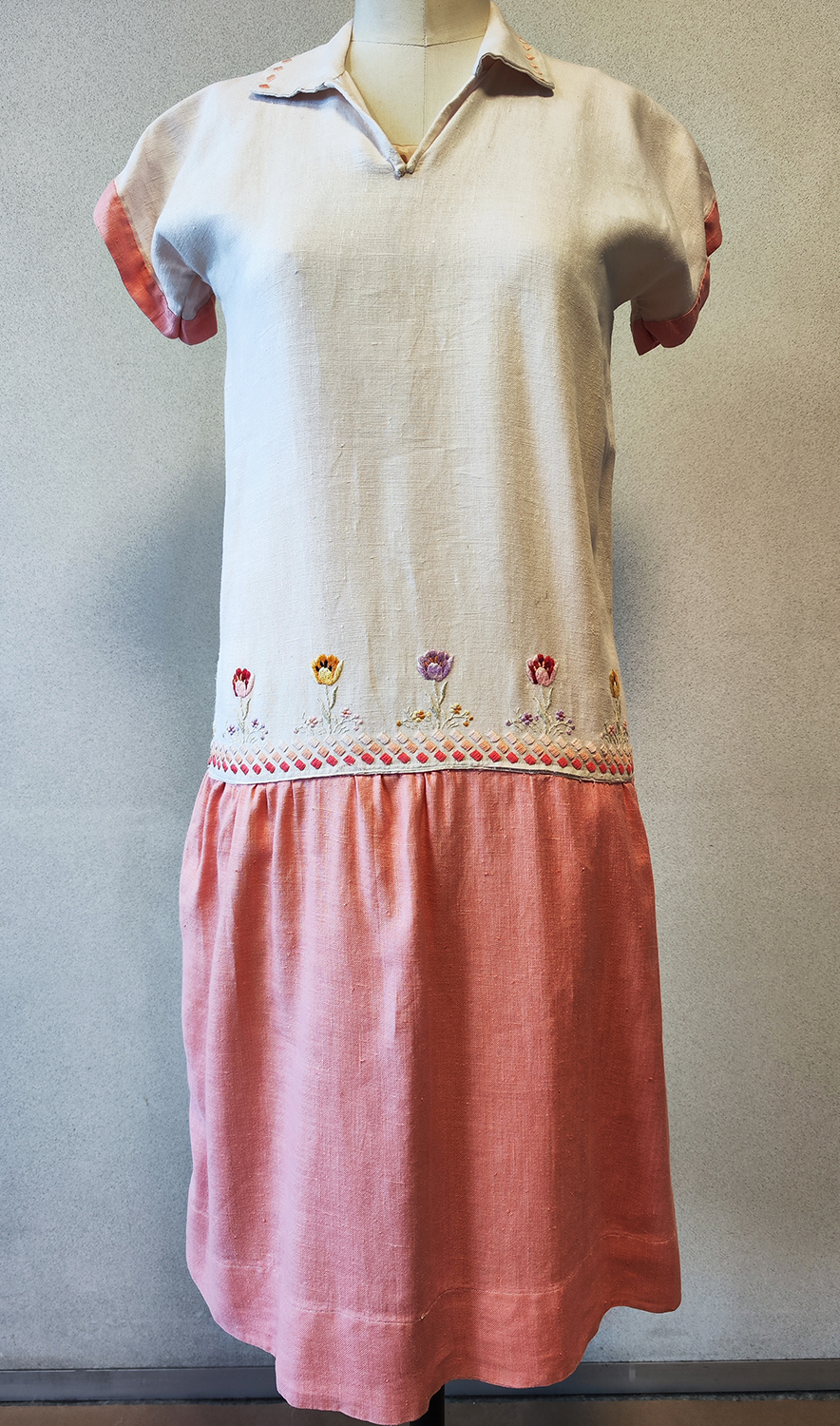 1920F – Robe – 1436