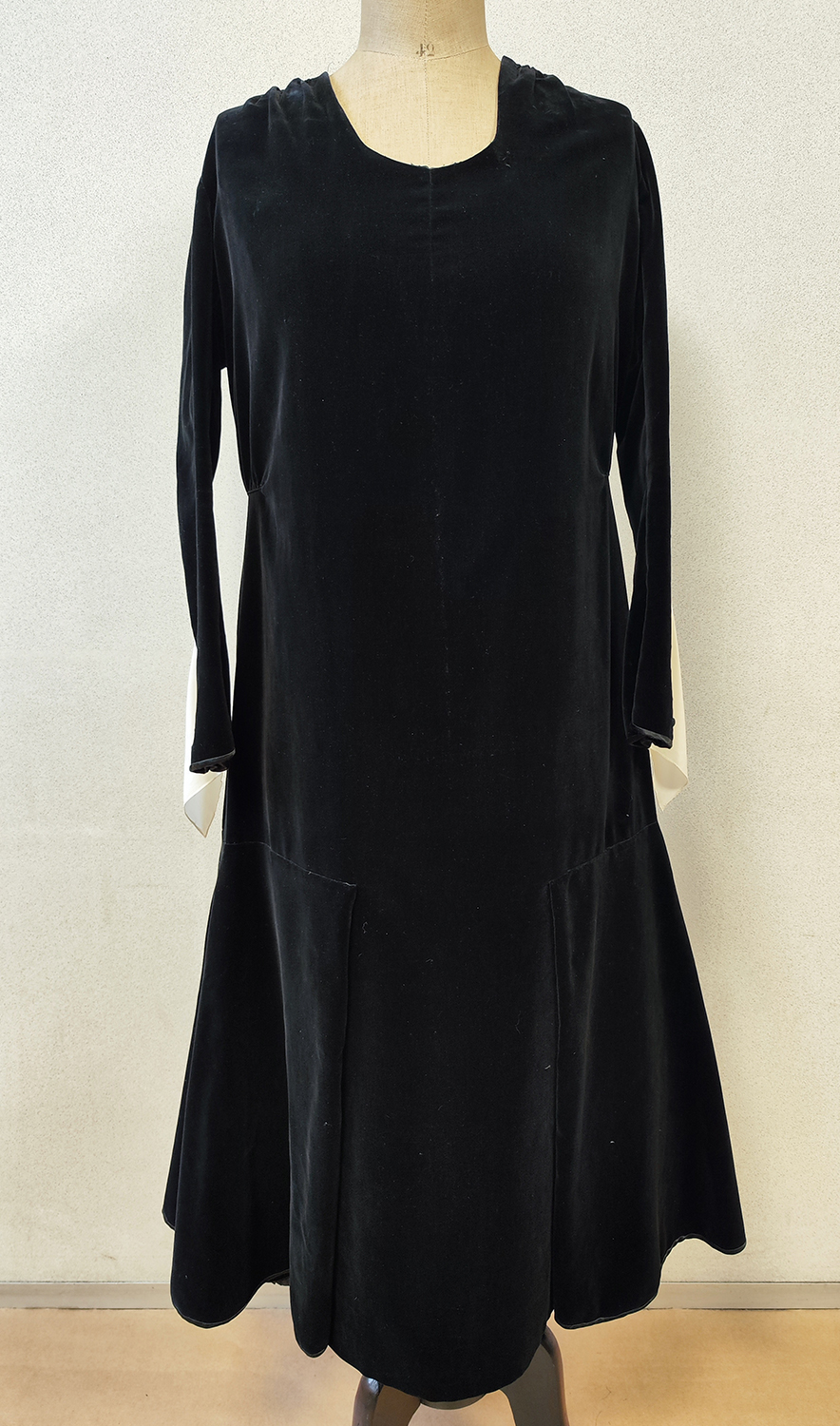 1920F – Robe – 314