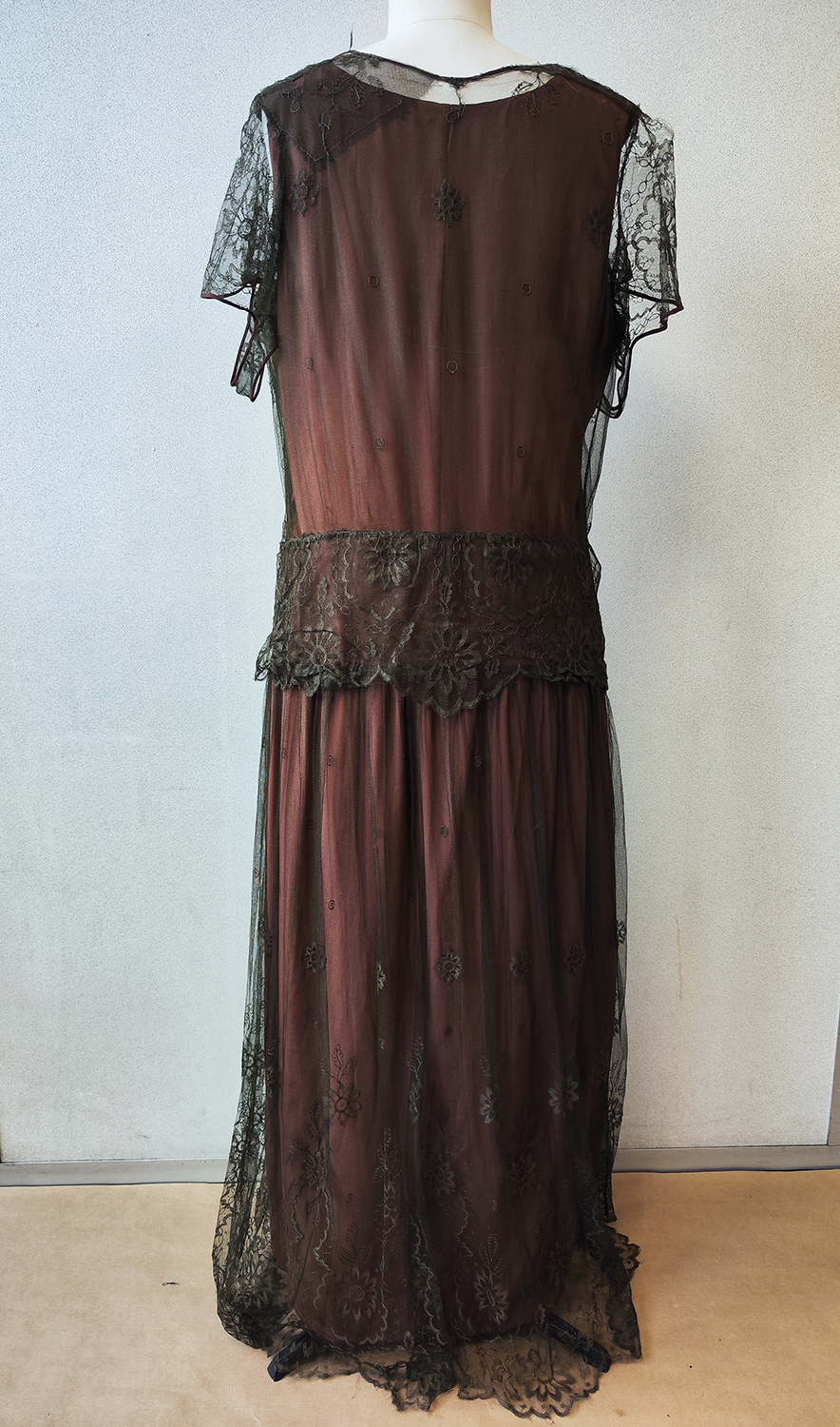 1920F – Robe – 321 (2)
